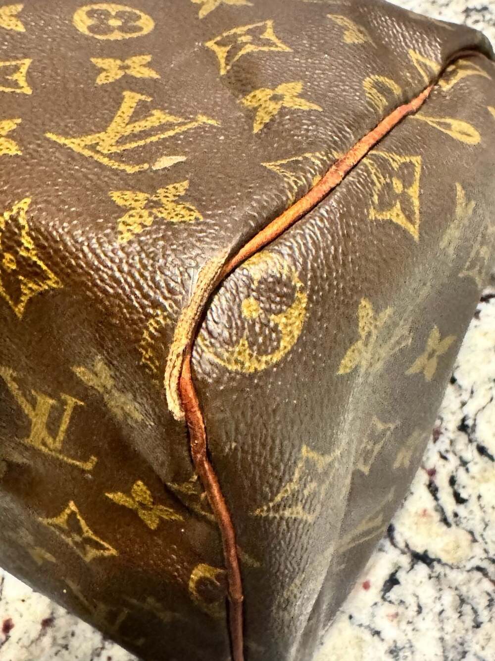 Louis Vuitton Speedy 30 Monogram Handbag Authentic w/ Legit App COA Charm - Picture 5 of 16